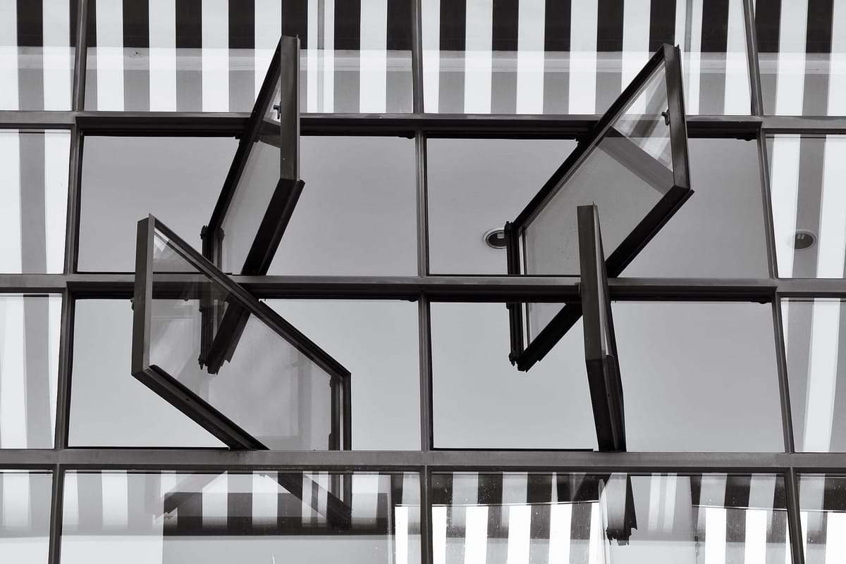 WALTER GROPIUS
