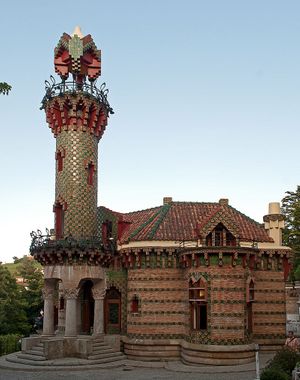 ANTONI GAUDI